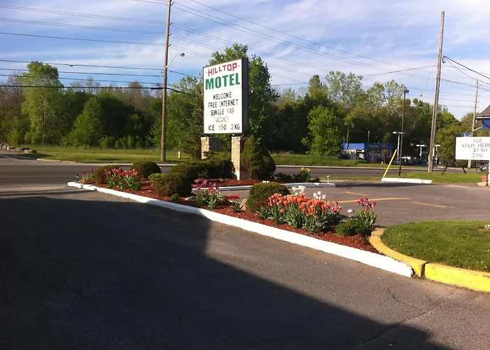 Motel: Hilltop Motel